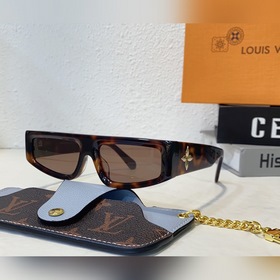 Новейшая модель с миланского подиума LOUIS VUITTON Z2611W Высоко