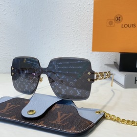 LOUIS VUITTON Модель： Z1631U Размер： 66 x 18 x 147