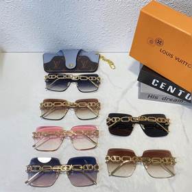 LOUIS VUITTON Модель： Z1631U Размер： 66 x 18 x 147
