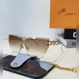 LOUIS VUITTON Модель： Z1632U Размер： 66 x 18 x 147