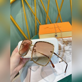 LOUIS VUITTON Модель Z00026, Размер： 61 x 18146