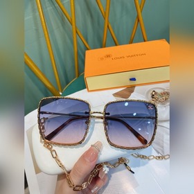 LOUIS VUITTON Модель Z00026, Размер： 61 x 18146