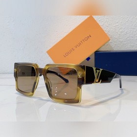 Louis Vuitton.  Модель： Z2209E. Размеры： 55-19-140.