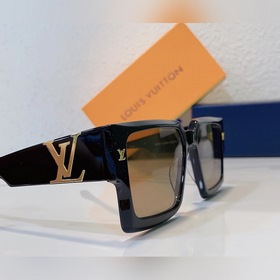 Louis Vuitton.  Модель： Z2209E. Размеры： 55-19-140.