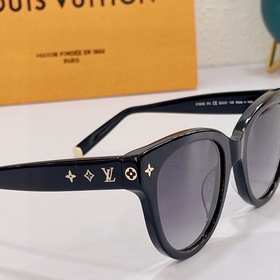 1Z1528W Черный LOUIS VUITTON -
