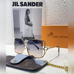 Новые товары доступны на официальном сайте LOUIS VUITTON  Модель
