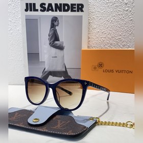 Новая модель на официальном сайте LOUIS VUITTON Модель： Z1657E 