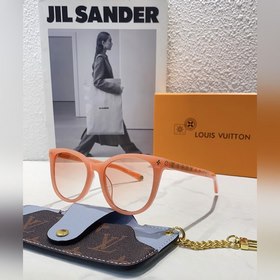 Новая модель на официальном сайте LOUIS VUITTON Модель： Z1657E 