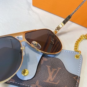 LOUIS VUITTON Модель： Z1586 Размер： 62х11-145