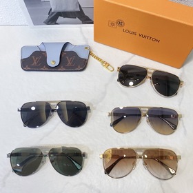 LOUIS VUITTON Модель： Z1586 Размер： 62х11-145