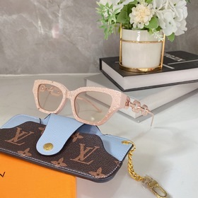 Новые цвета LOUIS VUITTON Модель： Z1474 Размер： 54 x 19 x 145