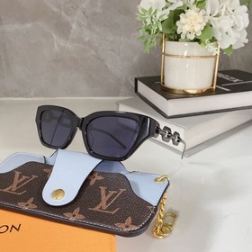 Новые цвета LOUIS VUITTON Модель： Z1474 Размер： 54 x 19 x 145