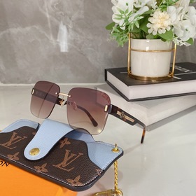 Louis Vuitton *9058 Размеры： 60-17-140