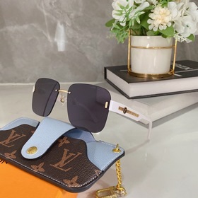 Louis Vuitton *9058 Размеры： 60-17-140
