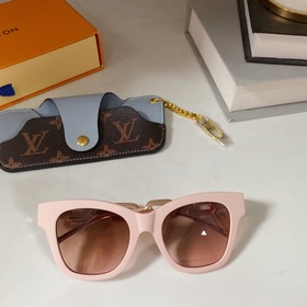 LOUIS VUITTON Z1631 Размеры： 51-21-140
