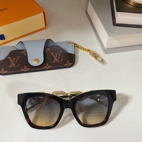 LOUIS VUITTON Z1631 Размеры： 51-21-140