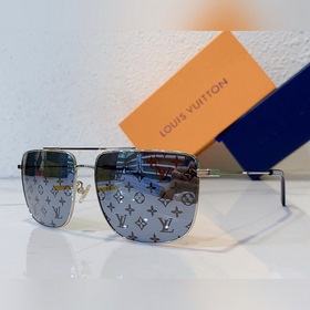 LOUIS VUITTON  Модель： Z1862U  Размер： 60 x 17 x 145