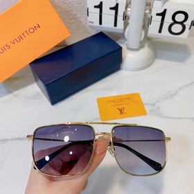 LOUIS VUITTON  Модель： Z1862U  Размер： 60 x 17 x 145