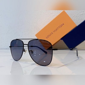 LOUIS VUITTON  Модель： Z1861U  Размер： 60 x 16 x 145