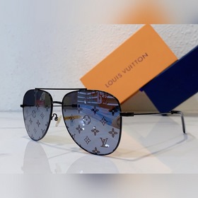 LOUIS VUITTON  Модель： Z1861U  Размер： 60 x 16 x 145