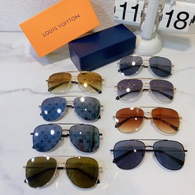 LOUIS VUITTON  Модель： Z1861U  Размер： 60 x 16 x 145