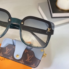 LOUIS VUITTON*9073 Размеры： 64-14-145