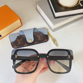 LOUIS VUITTON*9073 Размеры： 64-14-145