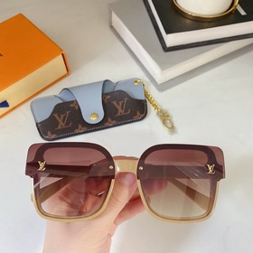 LOUIS VUITTON*9073 Размеры： 64-14-145