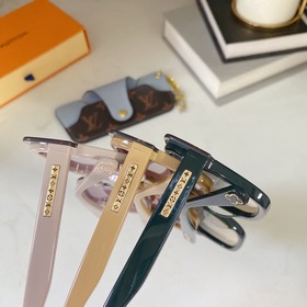 LOUIS VUITTON*9073 Размеры： 64-14-145