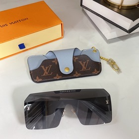 LOUIS VUITTON Модель： Z1253W Размер： 62 x 15 x 140