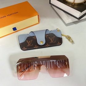 LOUIS VUITTON Модель： Z1253W Размер： 62 x 15 x 140