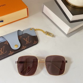 LOUIS VUITTON Модель： Z1421 Размер： 56х17х140