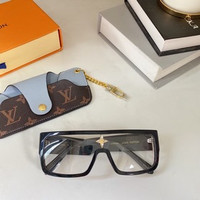 LOUIS VUITTON Модель： Z1319U Размер： 51х24-145