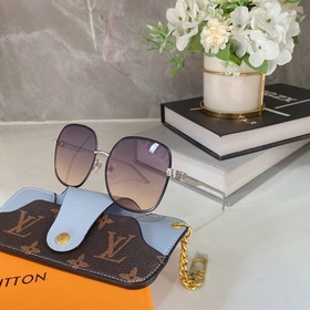 LOUIS VUITTON Модель： Z1270E Размер： 59 x 16 x 145