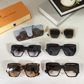 LOUIS VUITTON Модель： Z2788E Размер： 55х19х140