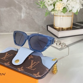LOUIS VUITTON Модель： Z1473E Размер： 54 x 19 x 145