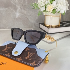 LOUIS VUITTON Модель： Z1473E Размер： 54 x 19 x 145