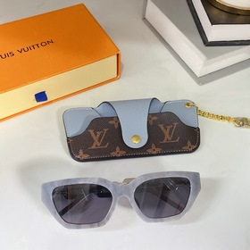 LOUIS VUITTON Модель： Z1473E Размер： 54 x 19 x 145