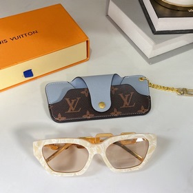 LOUIS VUITTON Модель： Z1473E Размер： 54 x 19 x 145