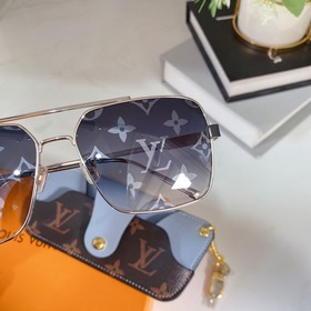 LOUIS VUITTON Z1422U Размеры： 60-16-140