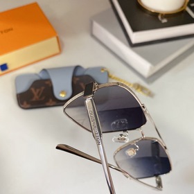 LOUIS VUITTON Z1422U Размеры： 60-16-140