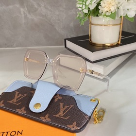 LOUIS VUITTON Модель： 9054 Размер： 64х13-145