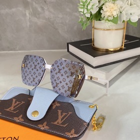 LOUIS VUITTON Модель： 9054 Размер： 64х13-145