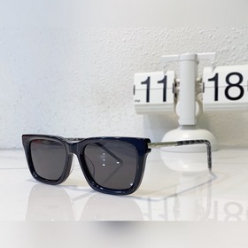 LOUIS VUITTON Модель： Z1834E Размер： 54х19х145
