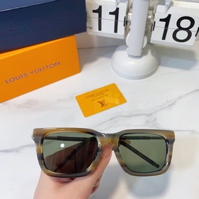 LOUIS VUITTON Модель： Z1834E Размер： 54 x 19 x 145