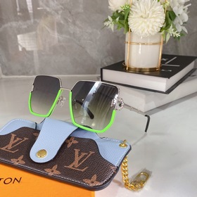 LOUIS VUITTON Модель： Z1439 Размер： 61 x 16 x 145