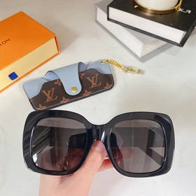 LOUIS VUITTON Модель： z1611W Размер： 53 x 23 x 145