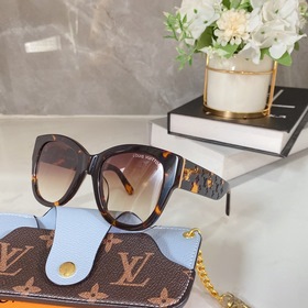 LOUIS VUITTON z1607E Размер： 51 x 23 x 145