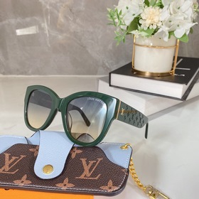 LOUIS VUITTON z1607E Размер： 51 x 23 x 145