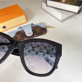 LOUIS VUITTON z1607E Размер： 51 x 23 x 145